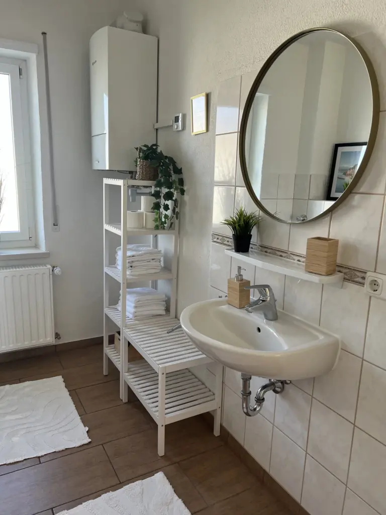Ferienwohnung ZORO in Memmingen – Badezimmer